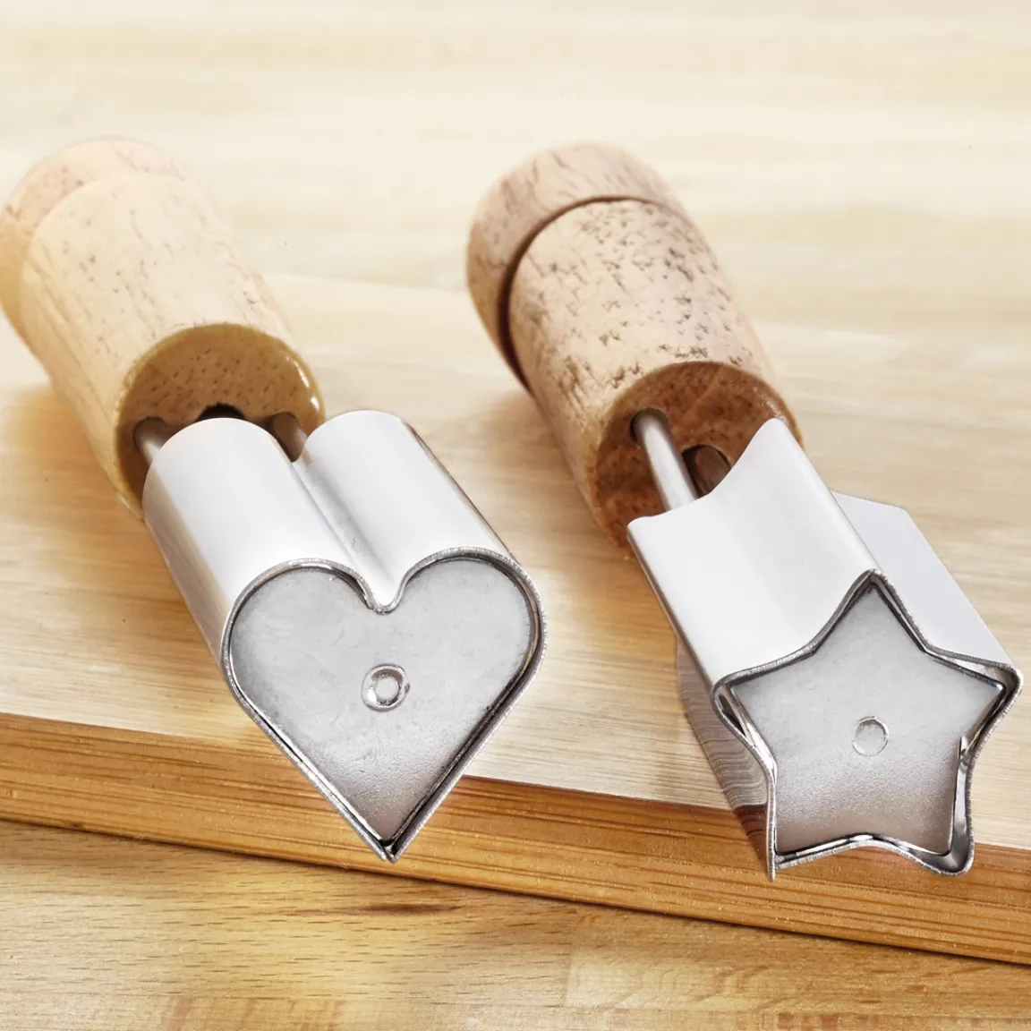 Tempsl Lot de 2 découpe bouchées étoile/cœur