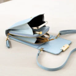 Sale Tempsl Sac pochette pompon bleu